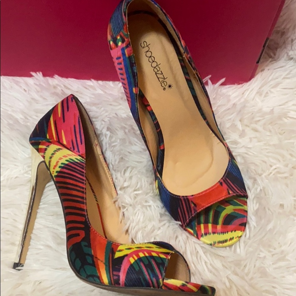 Hels - Picture 2 of 2